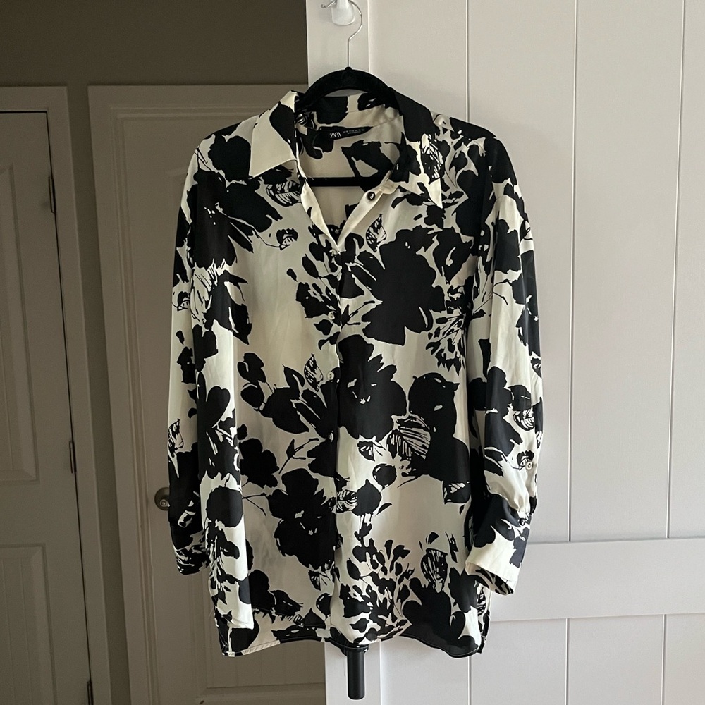 Zara Long Sleeved Top